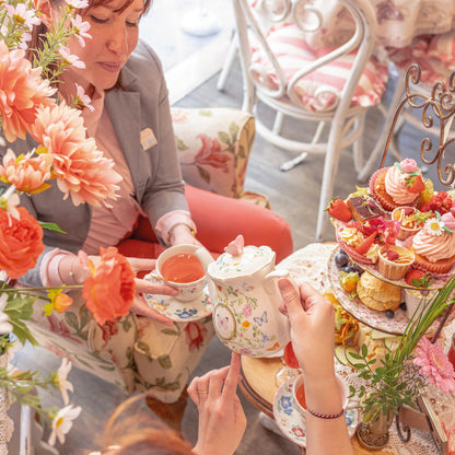 La hora del té de las mamás (sábado 25 de mayo de 2024)